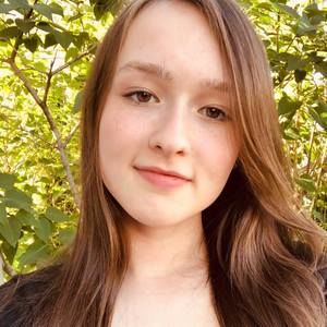 Meet your Posher, Camille